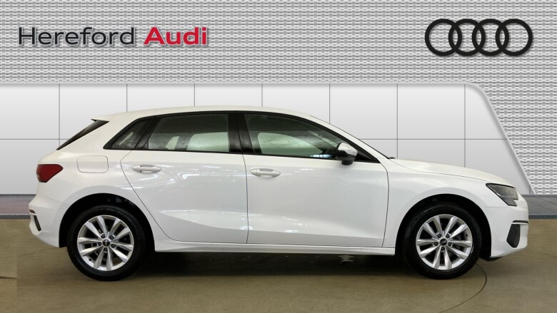 Audi A3 30 TFSI Technik 5dr Petrol Hatchback